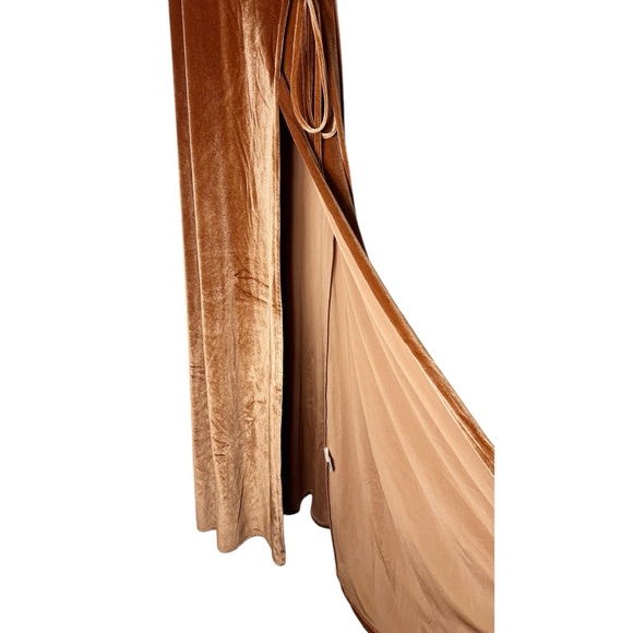 Baltic Born‎ Meghan Velvet Wrap Maxi Dress Size XL - Picture 6 of 9